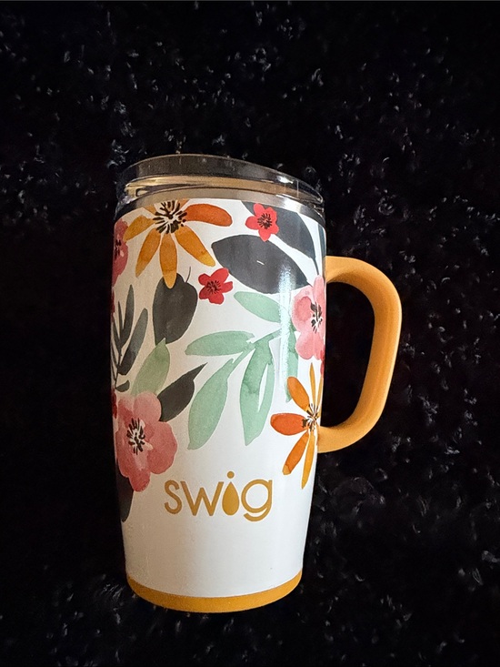 Swig Life Other - Swig Floral Insulated Travel Mug with Yellow Handle